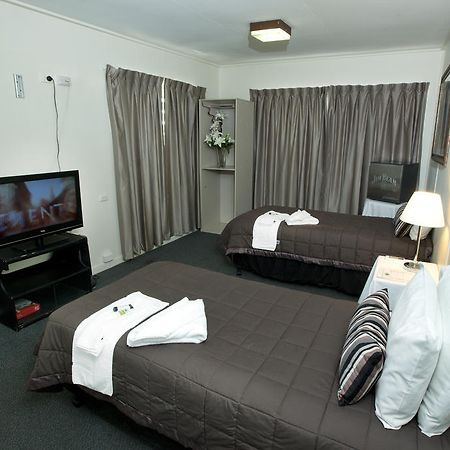 Windsor Hotel Motel Делбі Номер фото